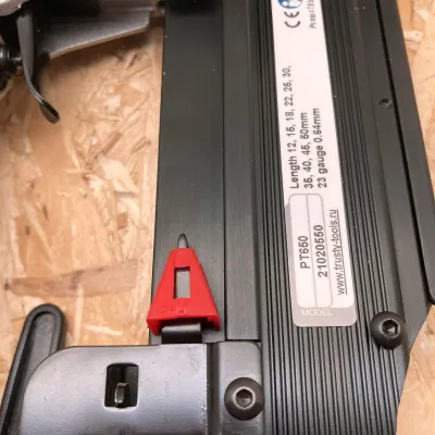 Фото TRUSTY PT650 шпилькозабивной пистолет в интернет-магазине ToolHaus.ru